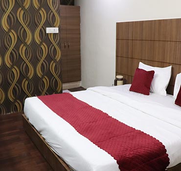 Hotel  Vijay Bhavar Paradise